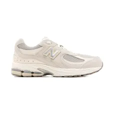 Кроссовки 2002R с сетчатыми вставками Кроссовки 2002R с сетчатыми вставками