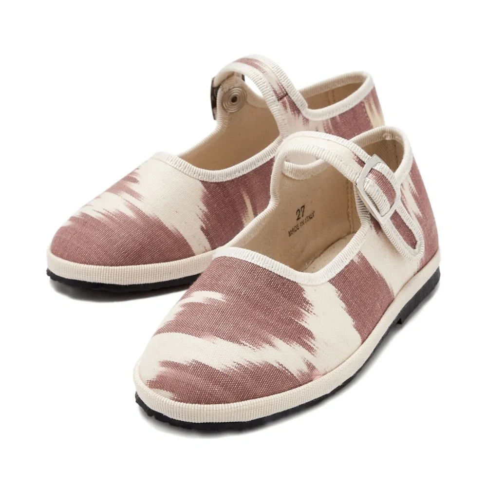 Балетки с узором икат