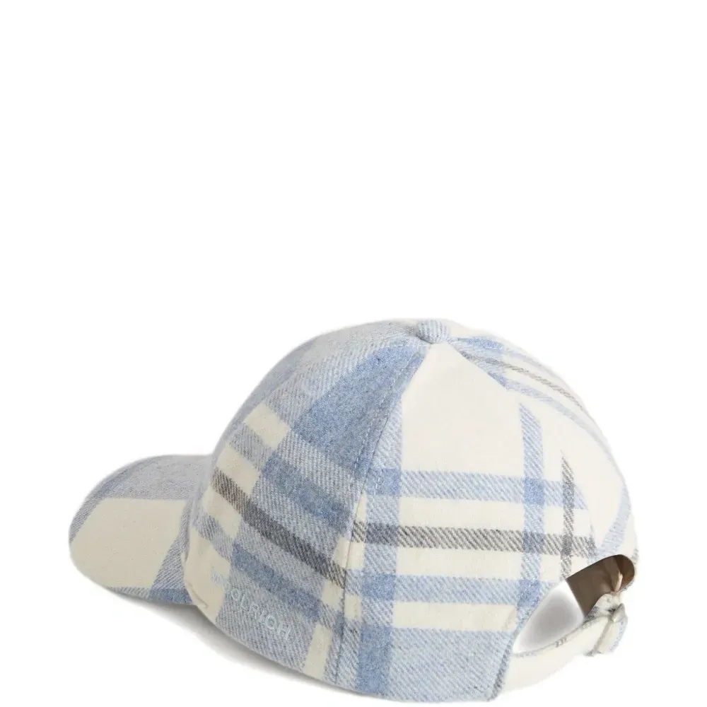 Бейсболка в клетку