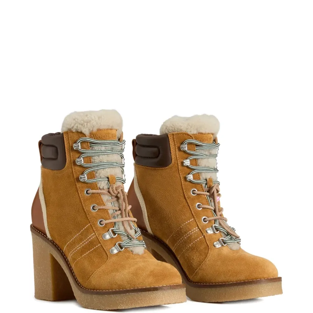 Ботильоны на шнуровке с отделкой из овчины Ботильоны на шнуровке с отделкой из овчины