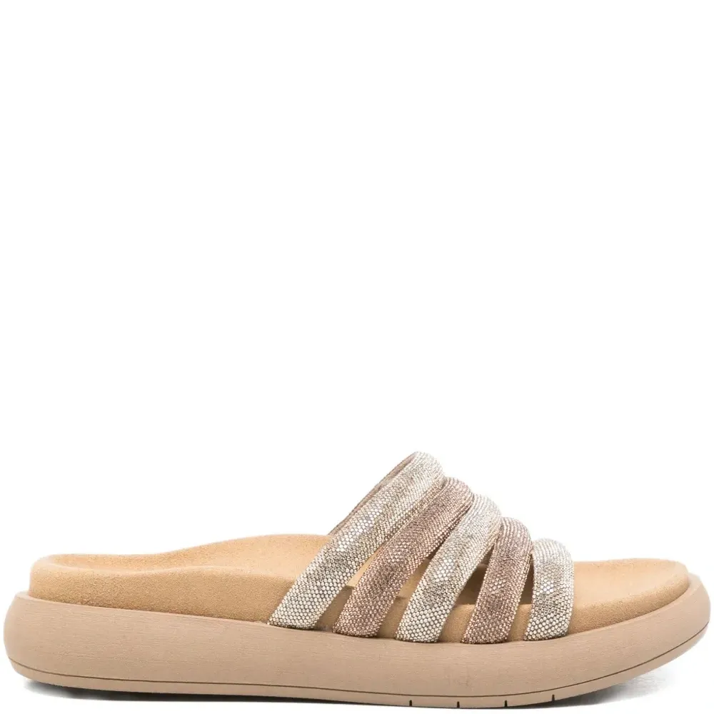 Шлепанцы с ремешками