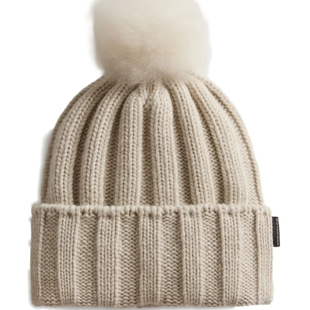 Кашемировая шапка бини с помпоном