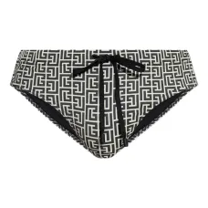 плавки с геометричным узором