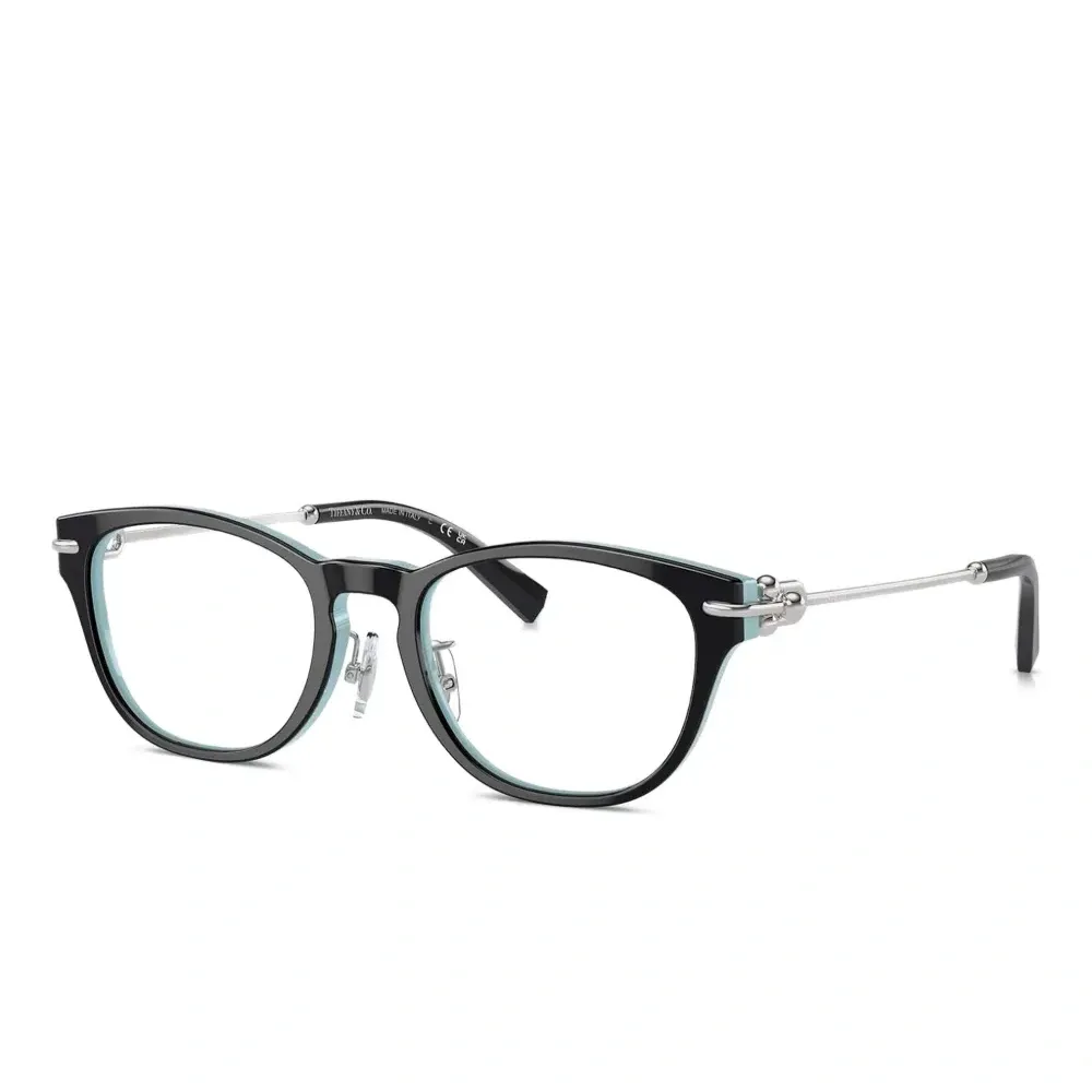 Очки в круглой оправе Очки в круглой оправе