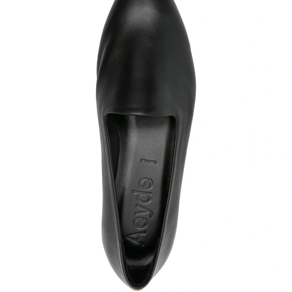 Лоферы Vanna с овальным носком