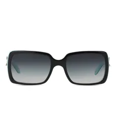 Солнцезащитные очки в квадратной оправе Солнцезащитные очки в квадратной оправе