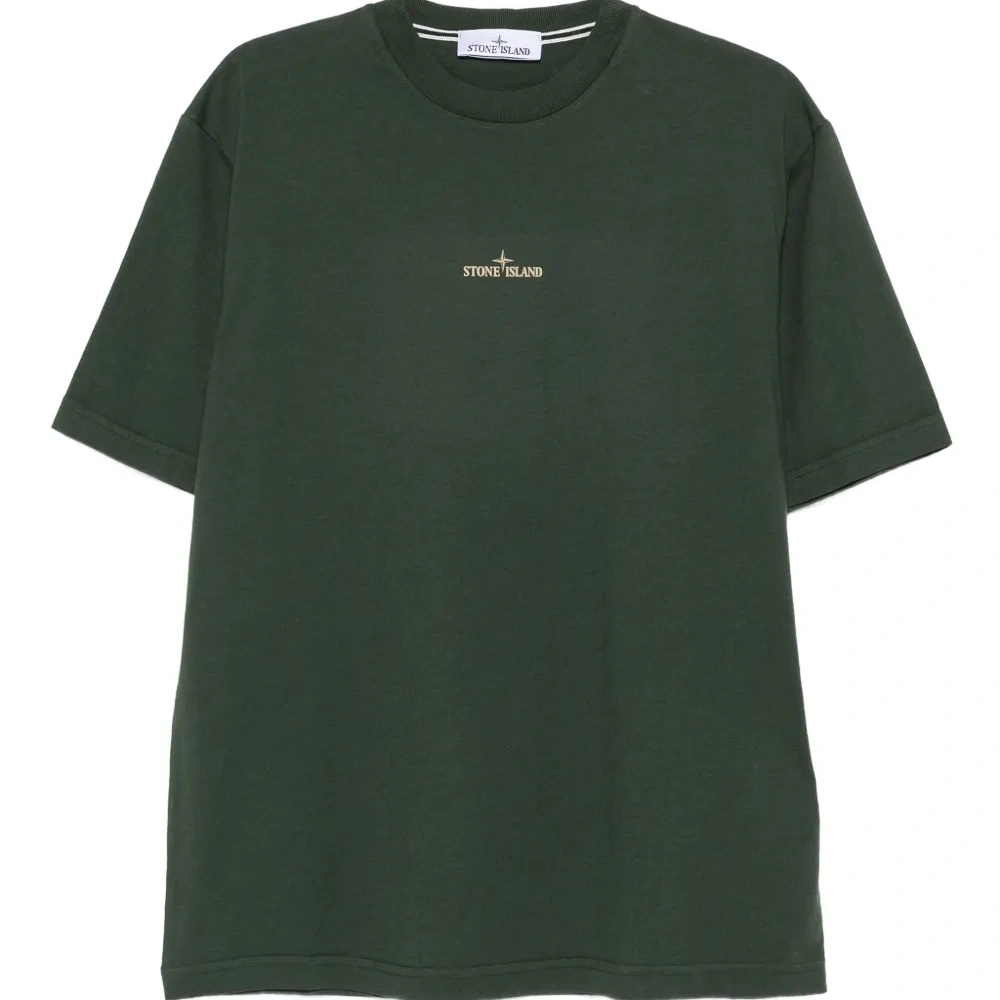 Футболка с логотипом