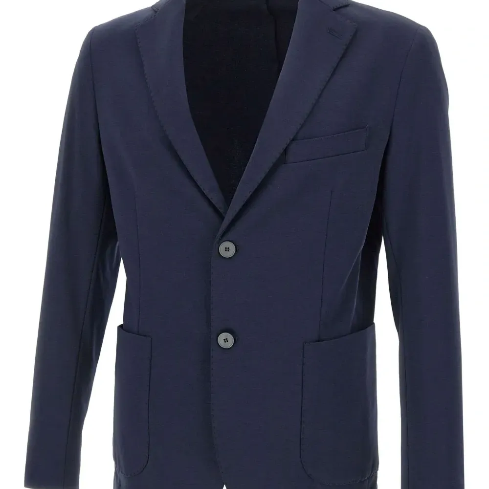 Пиджак с накладными карманами