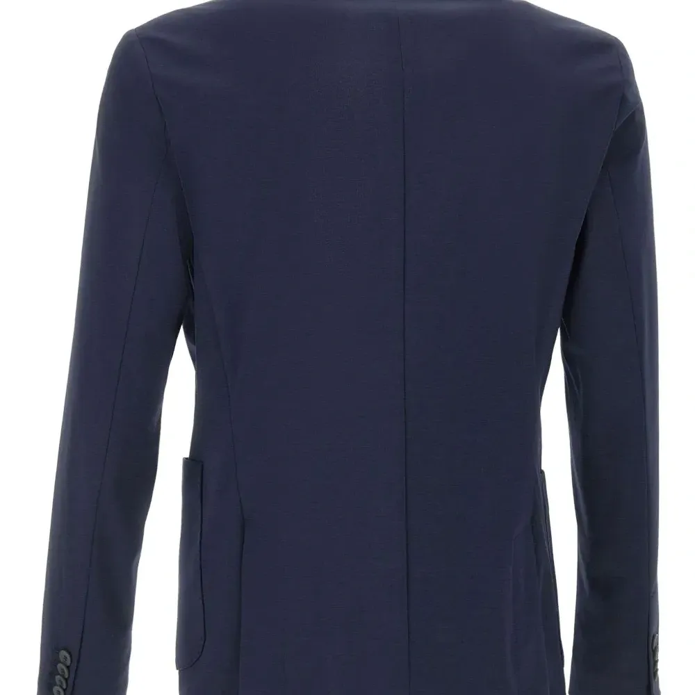 Пиджак с накладными карманами