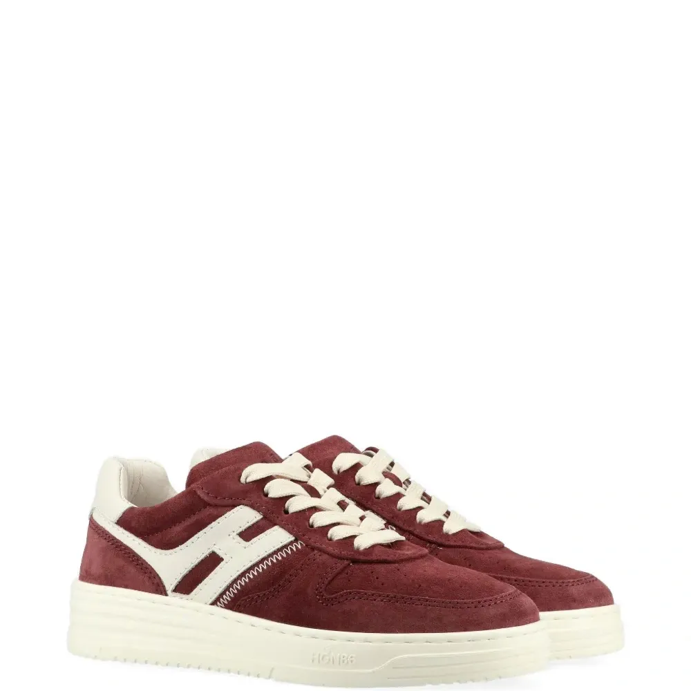 Кроссовки с полосками