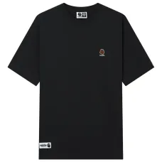 футболка с вышитым логотипом