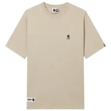 футболка с вышитым логотипом