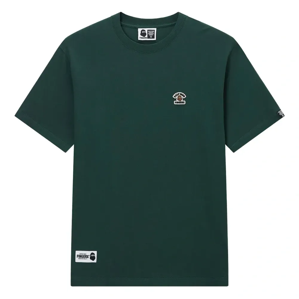 футболка с вышитым логотипом