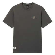 футболка с вышитым логотипом