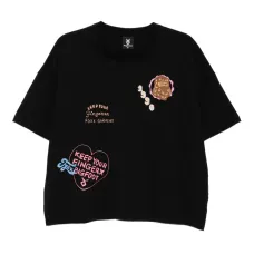 футболка с вышитым логотипом