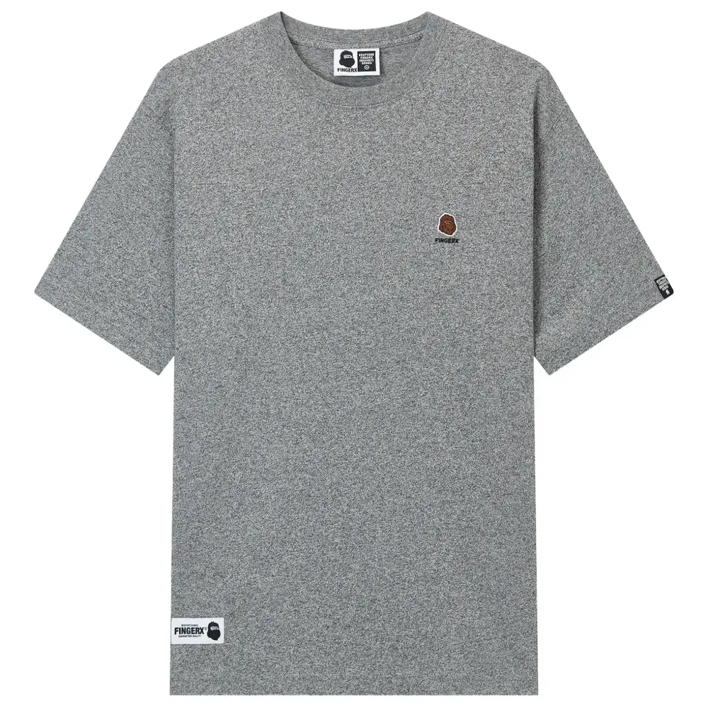 футболка с вышитым логотипом