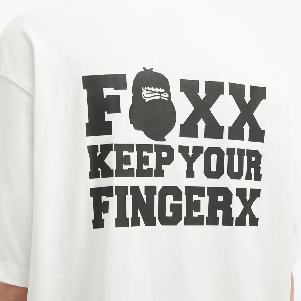 футболка с логотипом