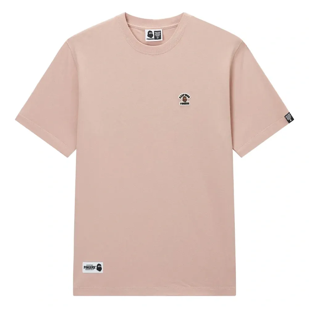 футболка с вышитым логотипом