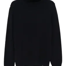 Шерстяной свитер с высоким воротником