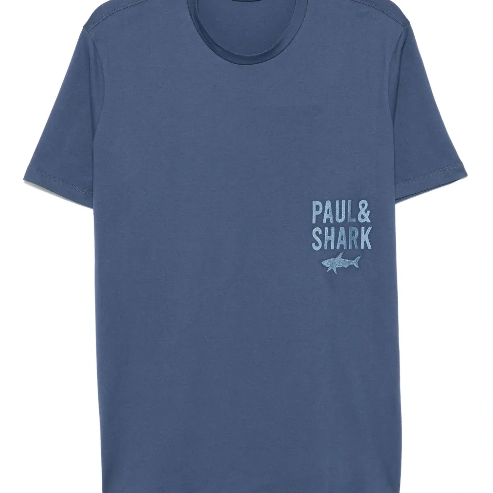 Футболка с логотипом