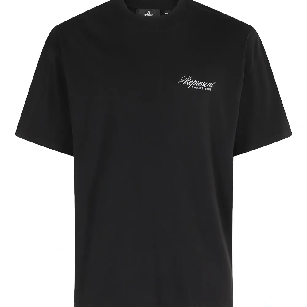 Футболка с логотипом