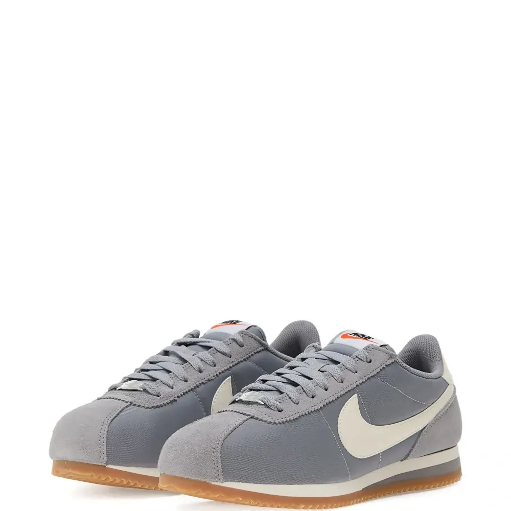 Кроссовки Cortez с логотипом Swoosh