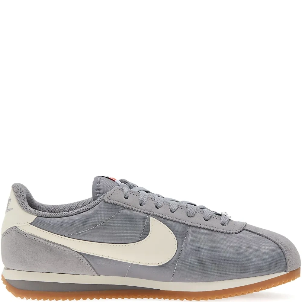 Кроссовки Cortez с логотипом Swoosh