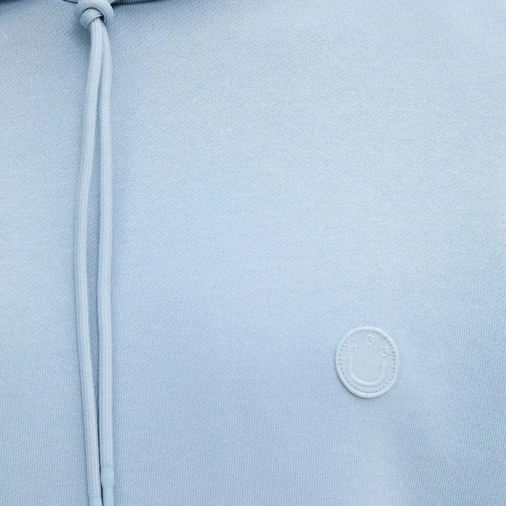 Худи с нашивкой-логотипом