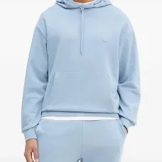 Худи с нашивкой-логотипом