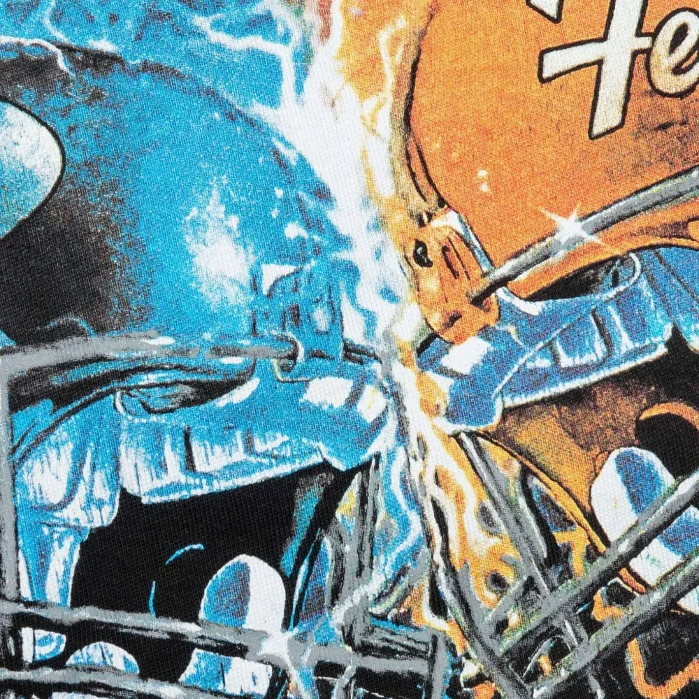 Футболка с графичным принтом