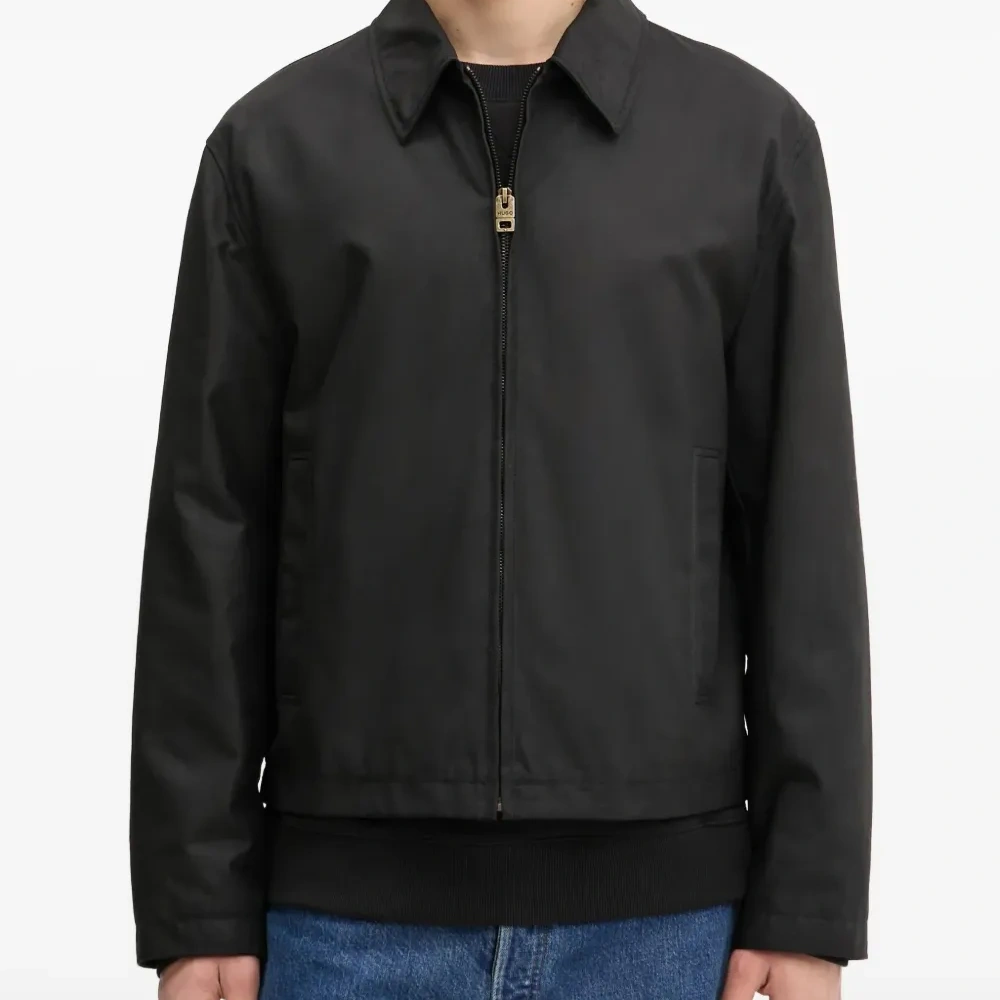 Куртка на молнии