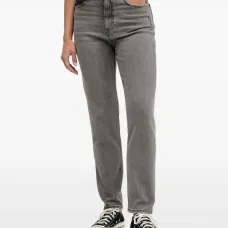 Джинсы с нашивкой-логотипом