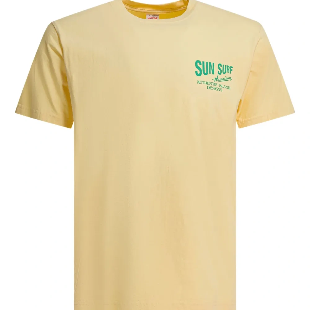 Футболка с круглым вырезом