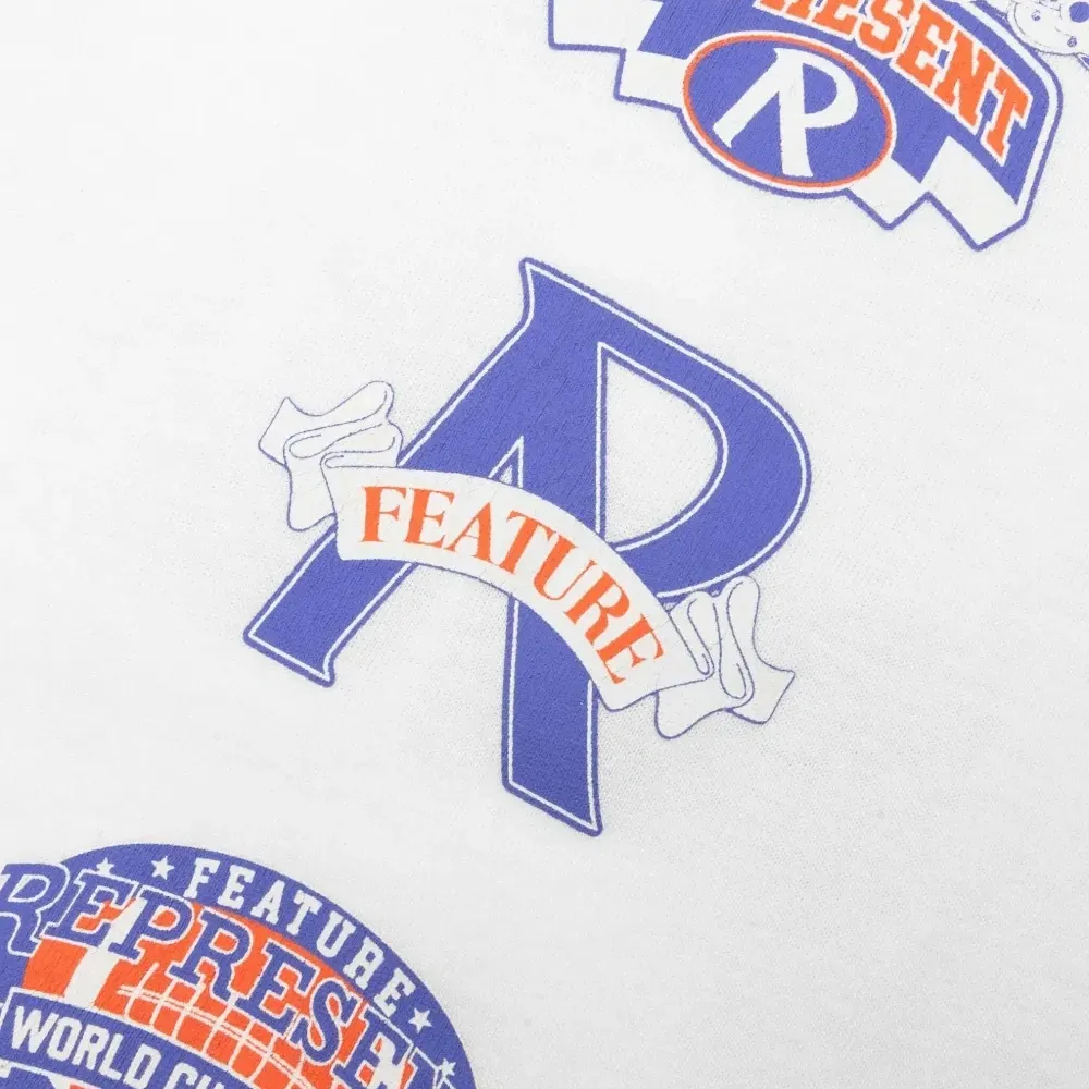 Футболка с логотипом из коллаборации с Feature Футболка с логотипом из коллаборации с Feature