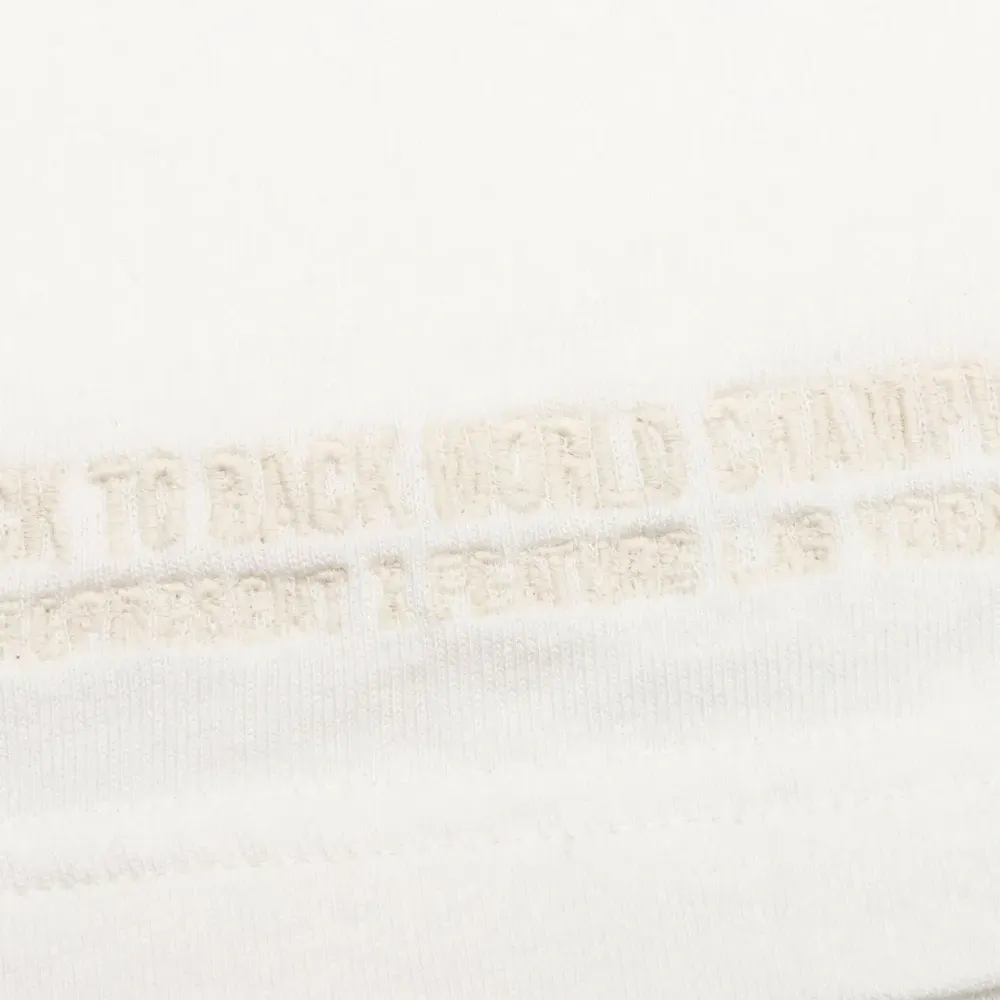 Футболка с логотипом из коллаборации с Feature Футболка с логотипом из коллаборации с Feature