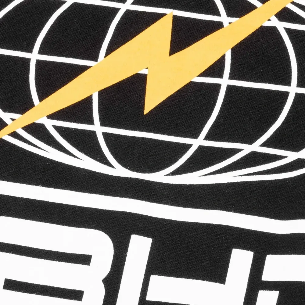 Футболка с графичным принтом