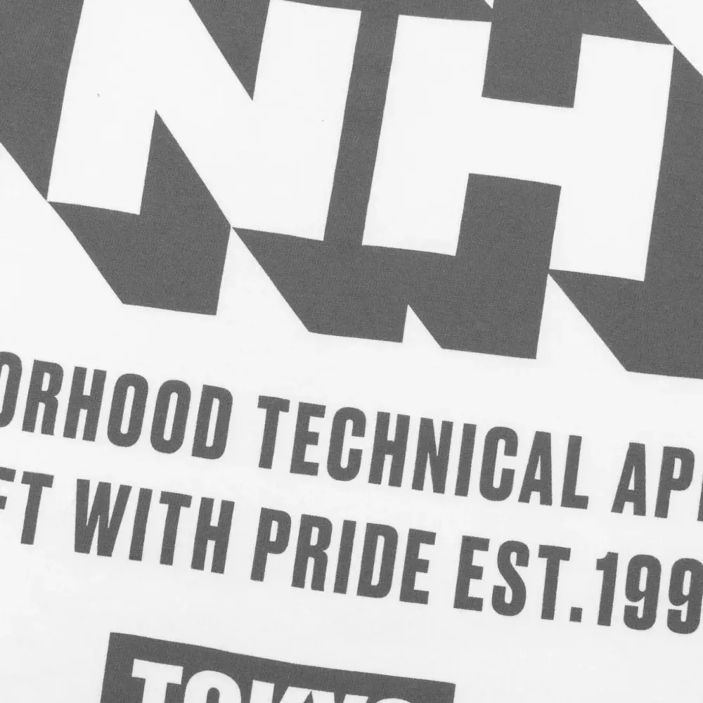 Футболка NH с логотипом