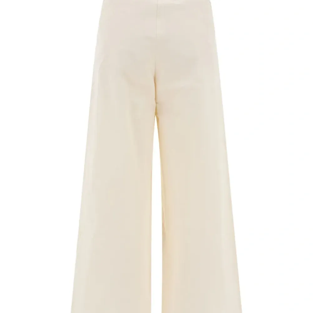 Брюки со складками