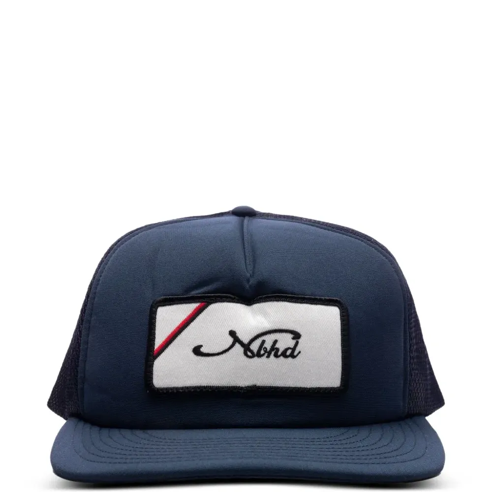 Кепка с сетчатыми вставками