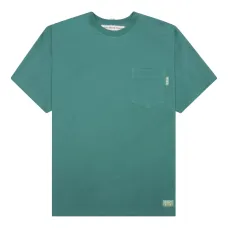 Футболка с накладным карманом