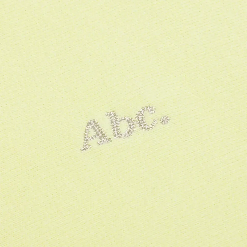 Худи с вышитым логотипом