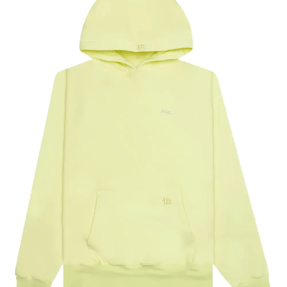 Худи с вышитым логотипом