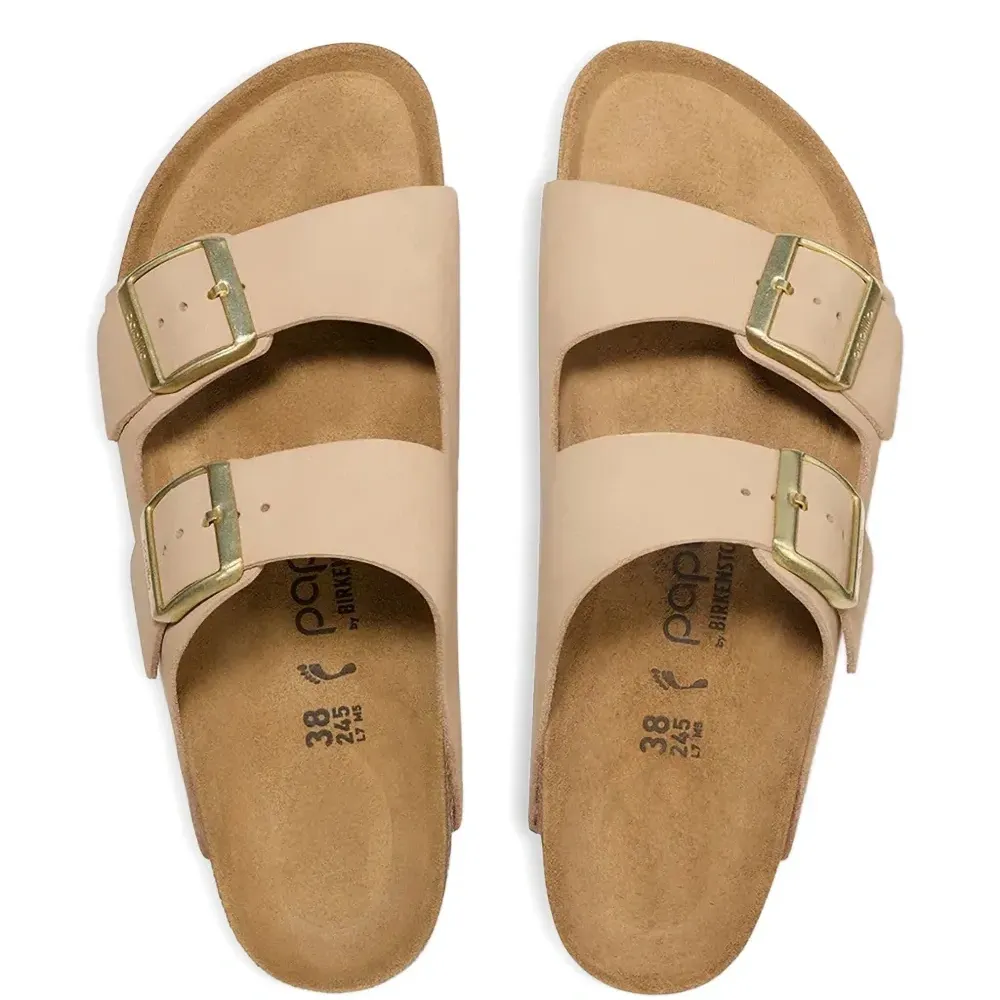 Шлепанцы на платформе с пряжками Шлепанцы на платформе с пряжками