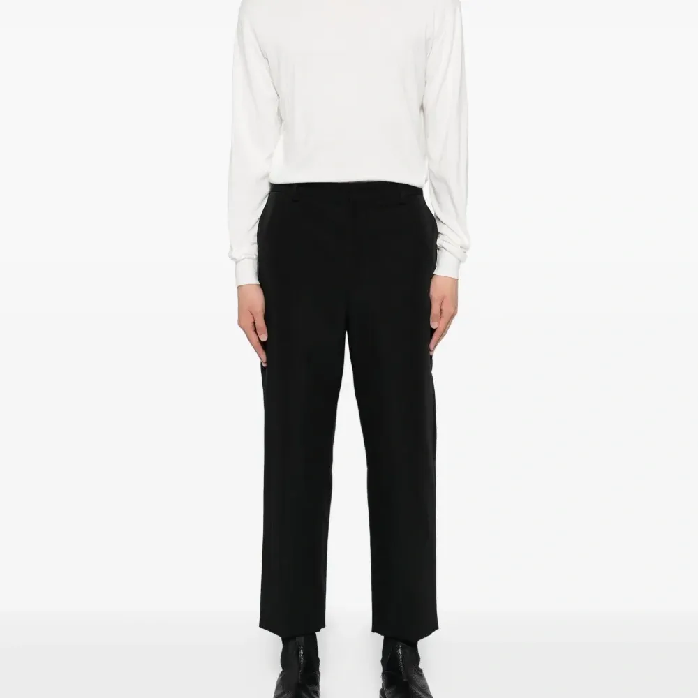 Топ с высоким воротником Топ с высоким воротником