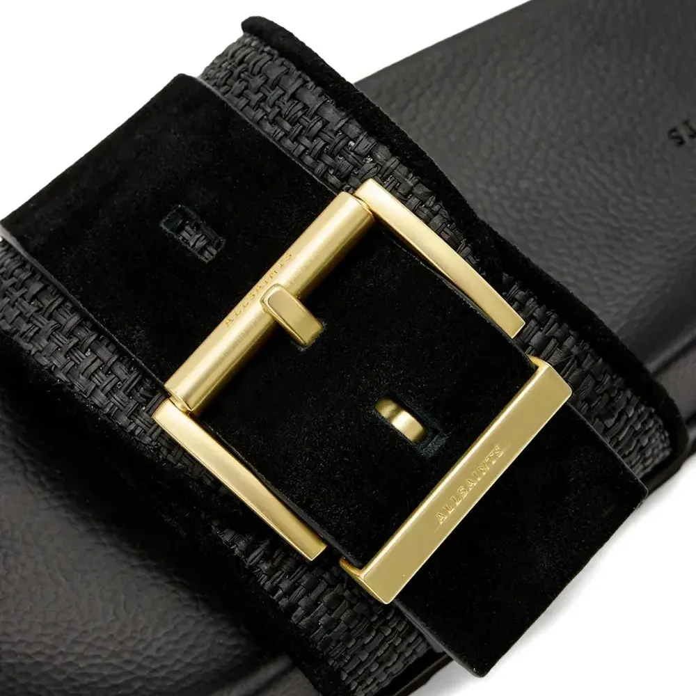 Шлепанцы с пряжкой