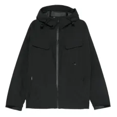 Куртка с капюшоном и карманами Куртка с капюшоном и карманами