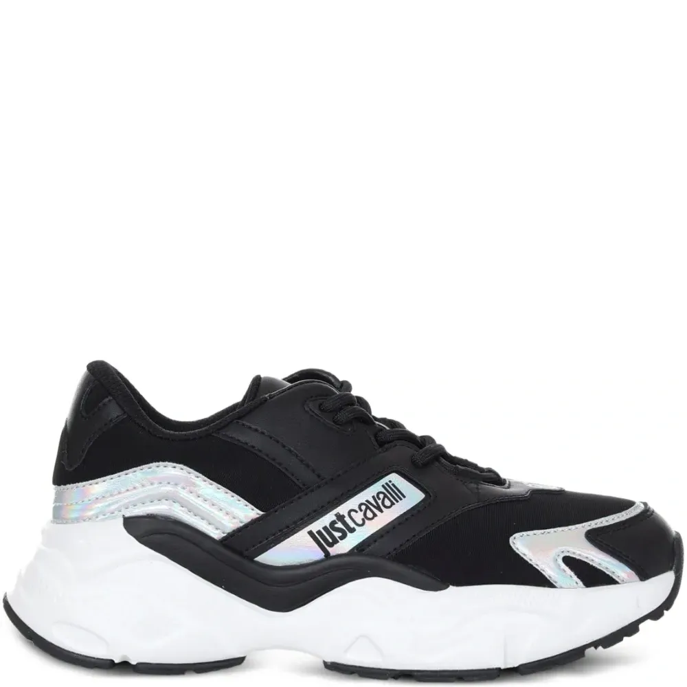 Кроссовки со вставками