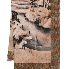 Шарф с бахромой и принтом Шарф с бахромой и принтом