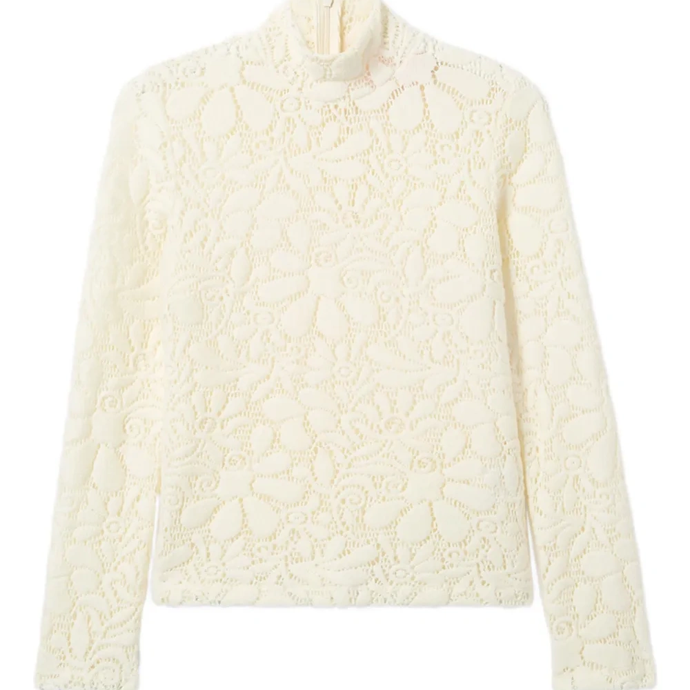 Водолазка из кружева с цветочным узором