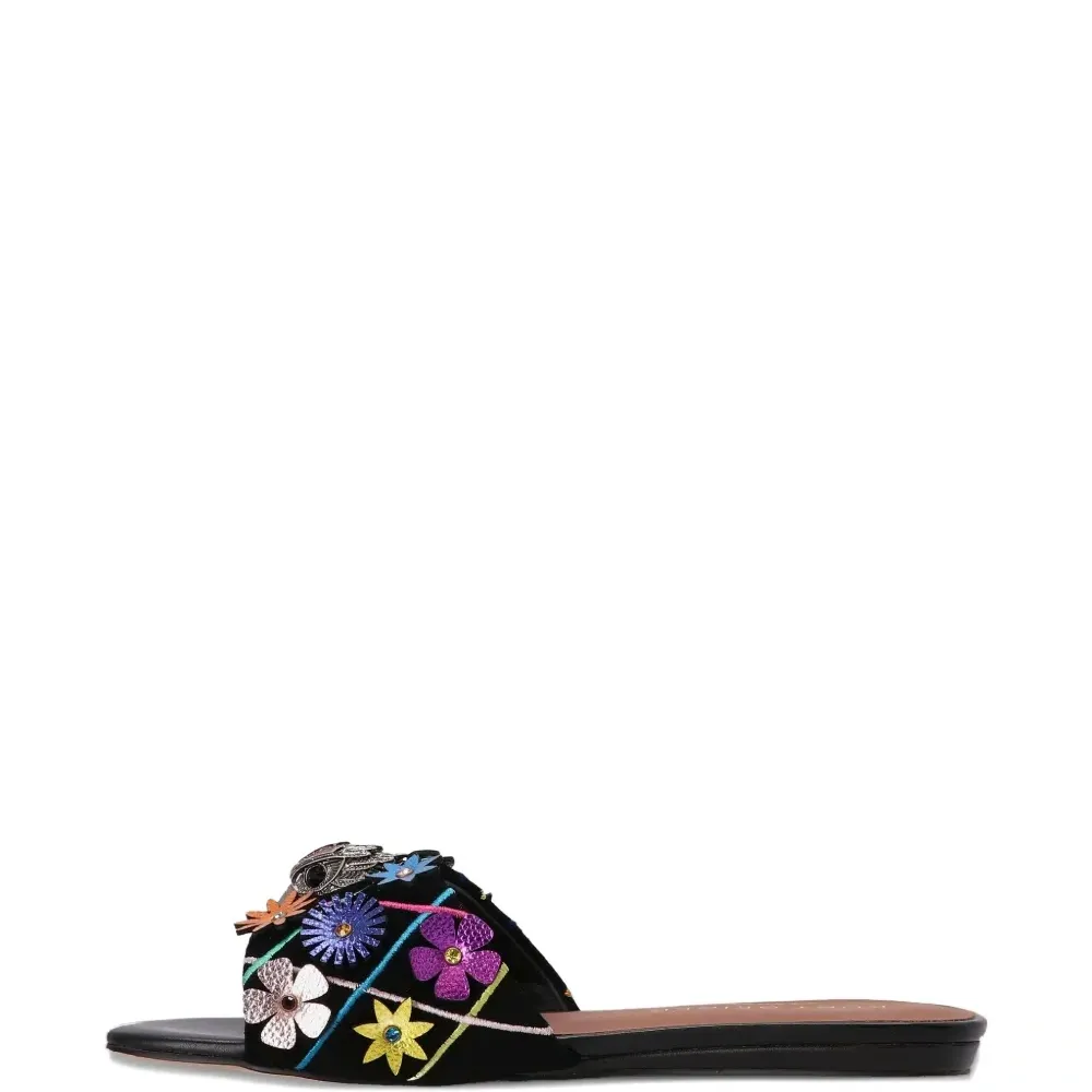 Сандалии с цветочным декором Сандалии с цветочным декором